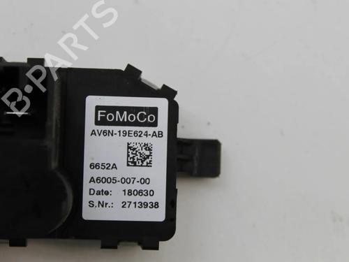 Heater resistor FORD KUGA II (DM2) 1.5 EcoBoost 4x4 | BP39797939M108 - Image 3