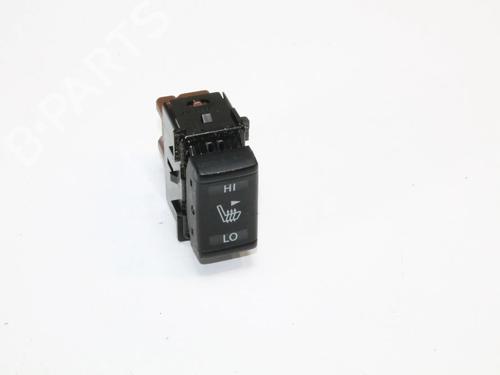 switch-nissan-qashqai-ii-j11-j11_-2013-39827796 main image