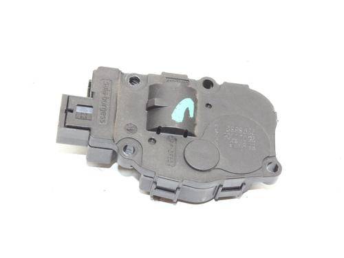 Used Electronic module Electronic module MERCEDES-BENZ M-CLASS (W164) ML 280 CDI 4-matic (164.120) (190 hp) 39843776 39843776