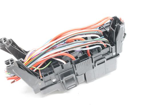 Used Fuse box Fuse box VOLVO V60 I (155) D6 Hybrid AWD (280 hp) 39862225 39862225
