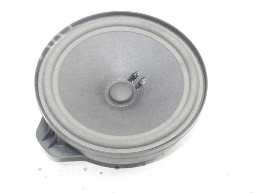 speaker-mercedes-benz-eqa-h243-2021-39783604 main image