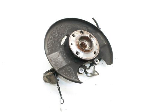 Used Left front steering knuckle Left front steering knuckle SAAB 900 I Convertible 2.0 Turbo-16 (160 hp) 39831484 39831484