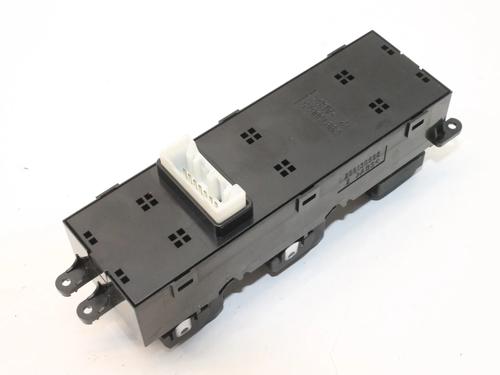 Right front window switch KIA SOUL II (PS) EV Electric | BP39784885I26 - Image 3