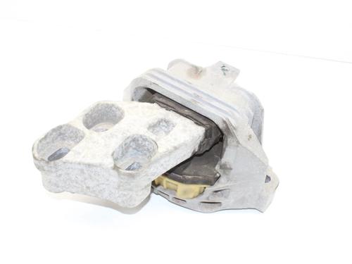 Used Engine mount Engine mount MERCEDES-BENZ A-CLASS (W176) A 180 (176.042) (122 hp) 39844714 39844714
