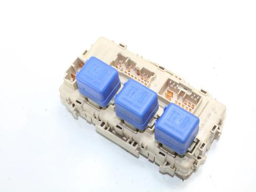 Used Fuse box Fuse box NISSAN X-TRAIL I (T30) 2.2 dCi (136 hp) 39780491 39780491