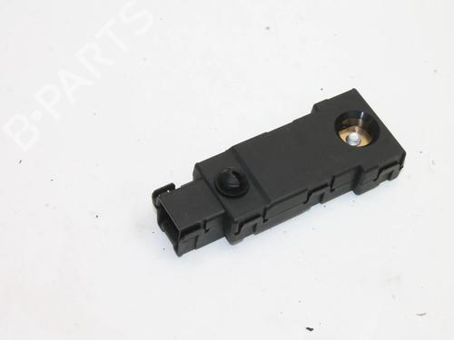 electronic-module-mercedes-benz-cla-coupe-c117-2013-2014-2015-2016-2017-2018-2019-39773131 main image
