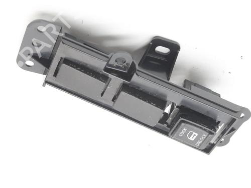 Used Switch Switch NISSAN NOTE (E12) 1.2 DIG-S (98 hp) 39843346 39843346