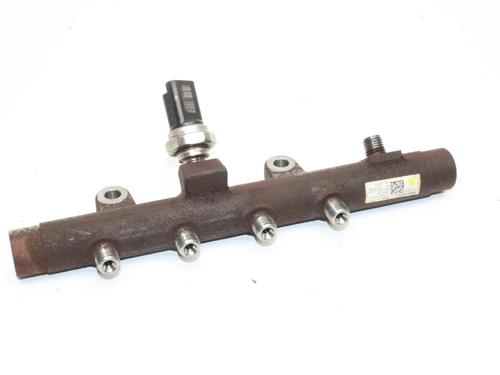 Used Injection rail Injection rail MERCEDES-BENZ A-CLASS (W176) A 180 CDI / d (176.012) (109 hp) 39799004 39799004