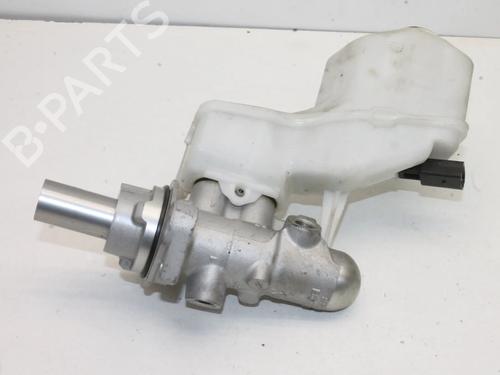 brake-master-cylinder-vw-golf-viii-cd1-da1-2019-39799213 main image