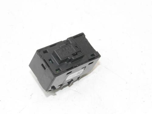 Right rear window switch TESLA MODEL Y (5YJY) EV Rear-Wheel Drive | BP39826808I28 - Image 3