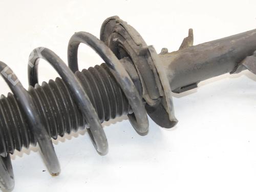 Left front shock absorber FORD KUGA II (DM2) 1.5 EcoBoost 4x4 | BP39774776M16 - Image 3