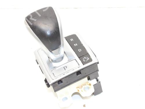 gear-lever-infiniti-q30-2015-39773492 main image