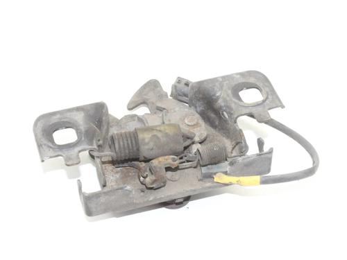 Used Hood lock Hood lock OPEL VIVARO B Van (X82) 1.6 CDTI (05) (116 hp) 39879370 39879370