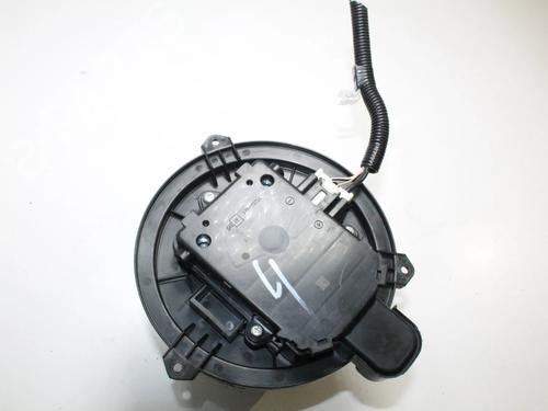 Heater blower motor LEXUS IS III (_E3_) 300h (AVE30_, AVE30R) | BP39797716M62 - Image 4