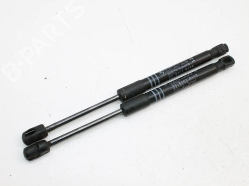 Pansergassdemper Pansergassdemper BMW 5 (F10) 530 d (258 hp) 39826277 39826277