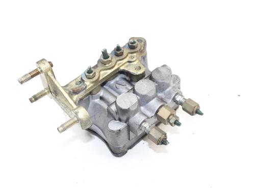 Used ABS pump ABS pump SAAB 900 I Convertible 2.0 Turbo-16 (160 hp) 39858549 39858549