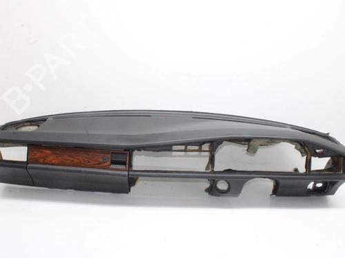 Instrumentbræt Instrumentbræt MERCEDES-BENZ 190 (W201) D 2.5 (201.126) (94 hp) 39772441 39772441
