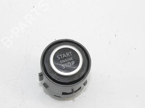 Used Switch Switch NISSAN MICRA V (K14) 0.9 IG-T (90 hp) 39785516 39785516