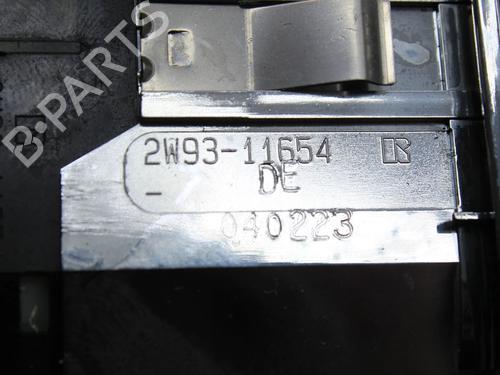 Switch JAGUAR XJ (X350, X358) 4.2 | BP39840352I30 - Image 4