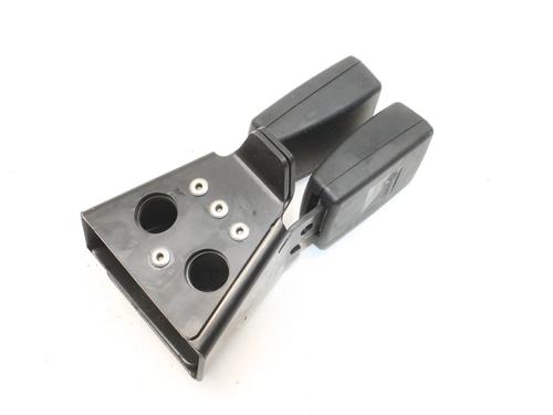 seat-buckle-audi-q7-4lb-2006-2007-2008-2009-2010-2011-2012-2013-2014-2015-2016-39783811 main image
