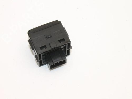 Switch JAGUAR XE (X760) 2.0 D | BP39846102I30 - Image 2