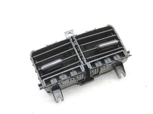 Used Air vent Air vent LEXUS IS III (_E3_) 300h (AVE30_, AVE30R) (223 hp) 39879365 39879365