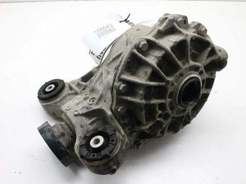 Used Rear differential Rear differential LAND ROVER RANGE ROVER VELAR (L560) 3.0 P400 MHEV 4x4 (400 hp) 39863457 39863457