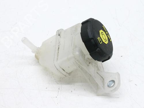 Used Brake fluid reservoir Brake fluid reservoir KIA NIRO I (DE) 1.6 GDI Plug-in Hybrid (141 hp) 39877606 39877606