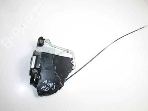 Used Front right lock Front right lock MERCEDES-BENZ C-CLASS (W205) C 250 BlueTEC / d (205.008, 205.006) (204 hp) 39816591 39816591