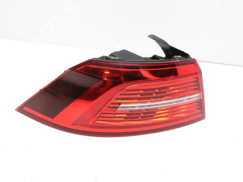 Venstre baglygte Venstre baglygte VW PASSAT B8 (3G2, CB2) 1.4 GTE Hybrid (218 hp) 39830542 39830542