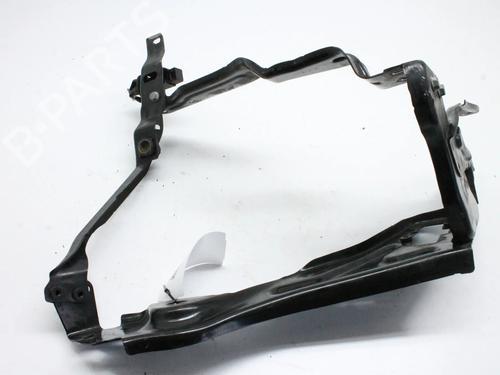 Scheinwerferhalter rechts für Scheinwerferhalter rechts MERCEDES-BENZ C-CLASS (W204) C 220 CDI (204.002) (170 hp) 39874519 39874519