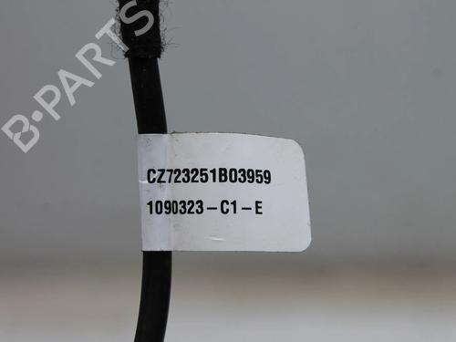 Engate do cinto TESLA MODEL Y (5YJY) Long Range All-wheel Drive | BP39778551I32 - Image 3