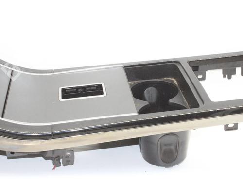 Middle console LAND ROVER RANGE ROVER VELAR (L560) 3.0 P400 MHEV 4x4 | BP39835673I22 - Image 3