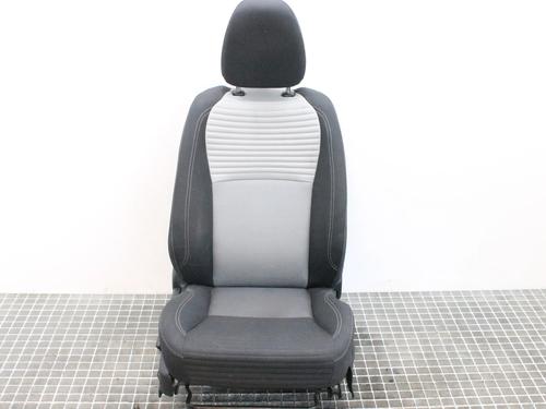 Used Right front seat Right front seat TOYOTA YARIS (_P13_) 1.5 Hybrid (NHP130_, NHP130) (101 hp) 39806221 39806221