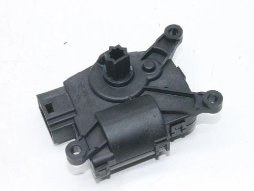 Electronic module TESLA MODEL Y (5YJY) EV Performance All-wheel Drive | BP39771262M83 - Image 2