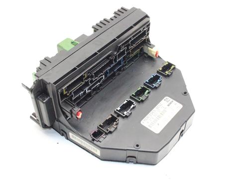 Used Fuse box Fuse box MERCEDES-BENZ C-CLASS (W204) C 220 CDI (204.002) (170 hp) 39834925 39834925