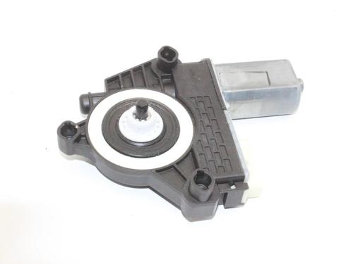 Used Right front window motor Right front window motor BMW 1 (F40) M 135 i xDrive (306 hp) 39824659 39824659
