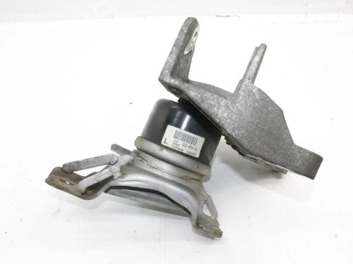 Used Engine mount Engine mount LAND ROVER DISCOVERY SPORT (L550) 2.0 D 4x4 (150 hp) 39807955 39807955