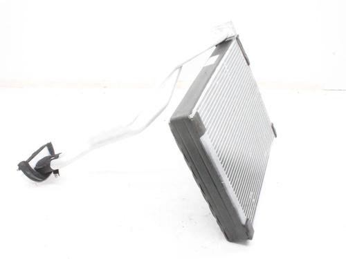 AC radiator TESLA MODEL Y (5YJY) Long Range All-wheel Drive | BP39775114M32 - Image 2