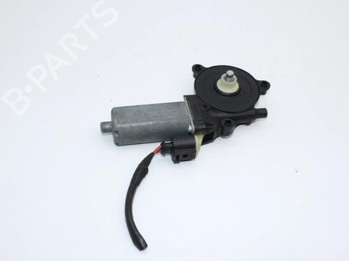 Rudehejsemotor bagstkærm højre Rudehejsemotor bagstkærm højre AUDI A5 Convertible (8F7) 2.0 TDI (177 hp) 39865295 39865295