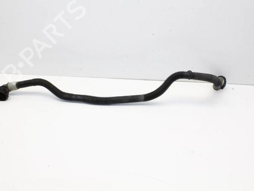 pipe-tesla-model-3-5yj3-2017-39772722 main image