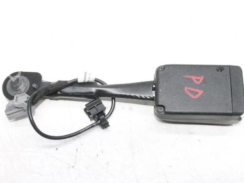 seat-buckle-tesla-model-y-5yjy-2019-39778551 main image