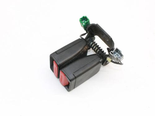 Sikkerhetsbelte-spenne Sikkerhetsbelte-spenne LAND ROVER RANGE ROVER EVOQUE (L538) 2.2 D 4x4 (150 hp) 39847085 39847085
