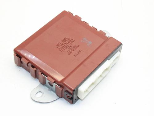 Used Electronic module Electronic module LEXUS GS (_S19_) 450h (GRS191_, GWS191_) (296 hp) 39828216 39828216