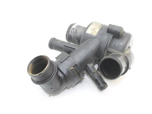 Used Thermostat housing Thermostat housing LAND ROVER RANGE ROVER SPORT I (L320) 3.0 D 4x4 (245 hp) 39815794 39815794
