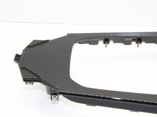 Mittelkonsole BMW 1 (F40) M 135 i xDrive | BP39829362I22 - Image 2