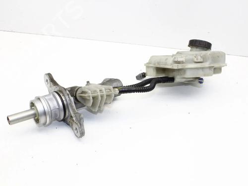 Used Brake master cylinder Brake master cylinder MERCEDES-BENZ VITO Van (W447) 109 CDI (447.601, 447.603, 447.605) (88 hp) 39819237 39819237