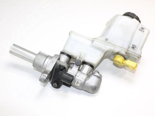 Used Brake master cylinder Brake master cylinder SEAT LEON (5F1) 1.4 TSI (150 hp) 39854062 39854062