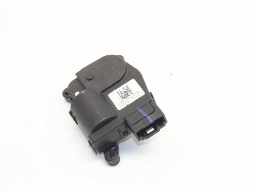 electronic-module-tesla-model-3-5yj3-2017-39768621 main image
