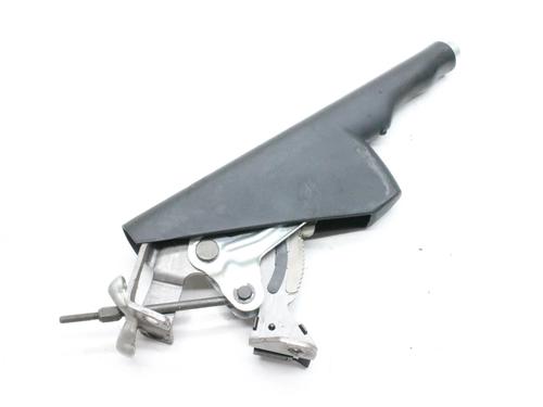 hand-brake-audi-tt-8n3-1998-1999-2000-2001-2002-2003-2004-2005-2006-2007-39774445 main image